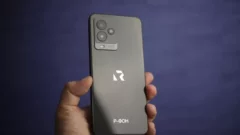 новый смартфона «Р-ФОН» с отечественной ОС «РОСА мобайл»